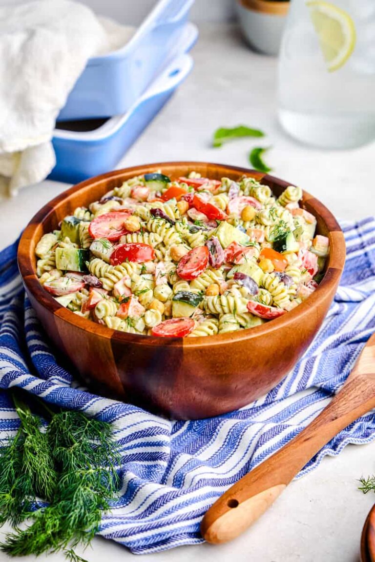 Insalate di pasta per picnic, potluck e preparazione dei pasti